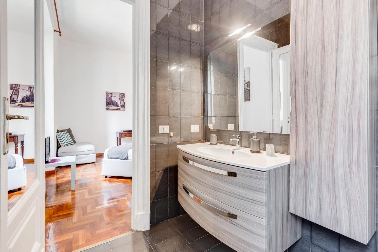 Apartment Large And Bright Amazing View Basilica San Giovanni In Laterano Rom